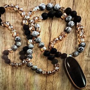 Bohemian Vintage Natural Stone & Glass Beaded‎ Knot Necklace - Black Agate Penda